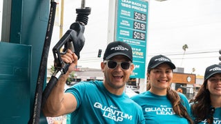 Drivers ‘Leap’ at 91-Cent Gallons of Gas in Los Angeles