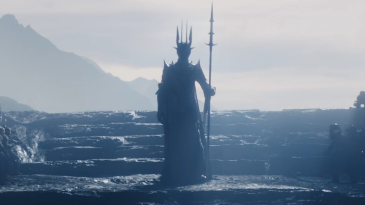 The Lord of the Rings:  Studios To Bring Back Sauron To The