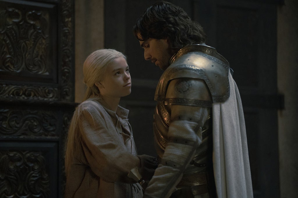 Milly Alcock and Fabien Frankel in "House of the Dragon" (HBO)
