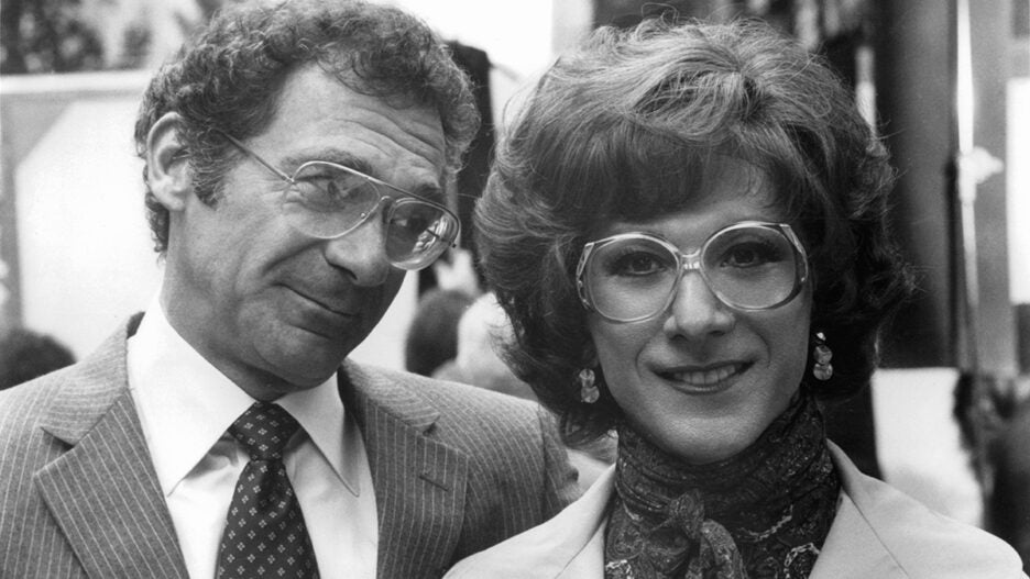 How Tootsie Director Sydney Pollack Tricked Dustin Hoffman Into Good