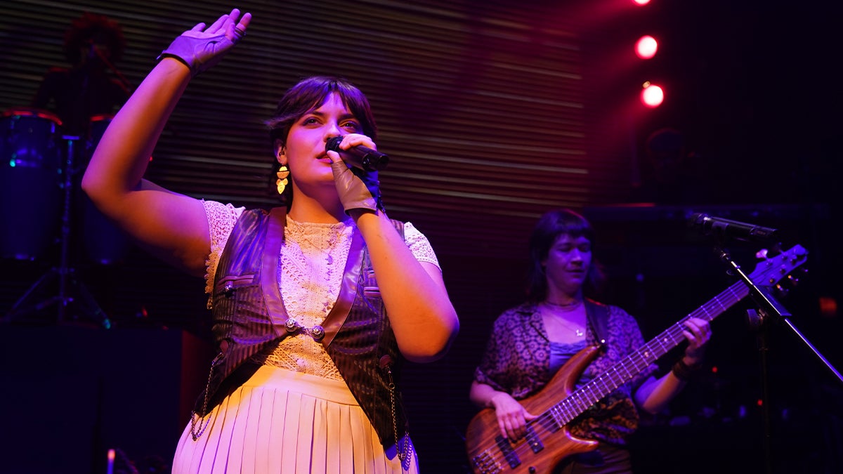 Weightless Off Broadway Review: New Musical by The Kilbanes - Vimarsana News