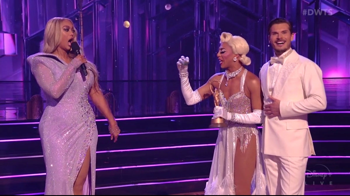 'DWTS' Week 6: Shangela Goes Gaga, Hands Out Fried Chicken - Vimarsana News