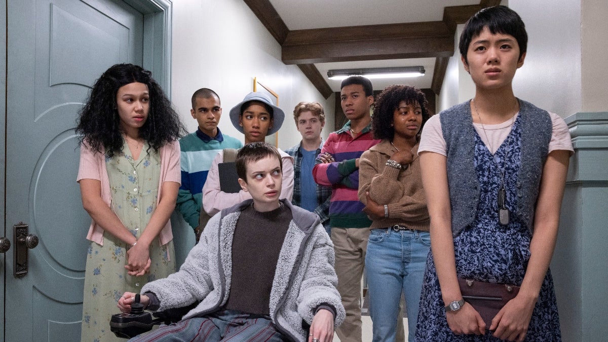 The cast of Netflix's "The Midnight Club" (2022)