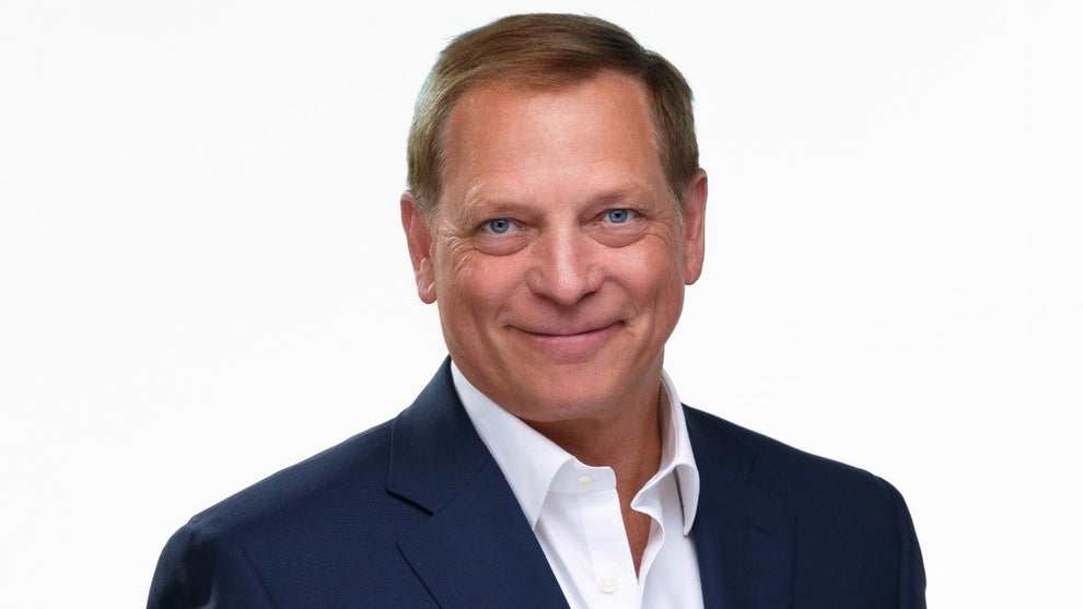 Paul Schreiber headshot / Courtesy of Carsey-Werner
