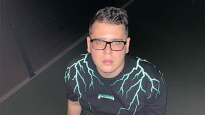 Mr Walkie, Russian rapper