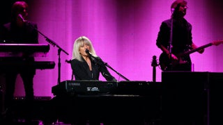 Fleetwood Mac’s Christine McVie Remembered by Musicians, Hollywood and More: ‘What Memories, What Joy, What a Legacy’