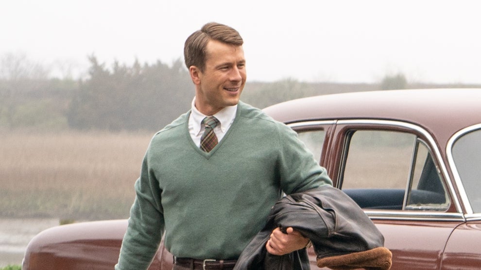 Glen Powel as Lt. Tom Hudner in "Devotion" (2022)