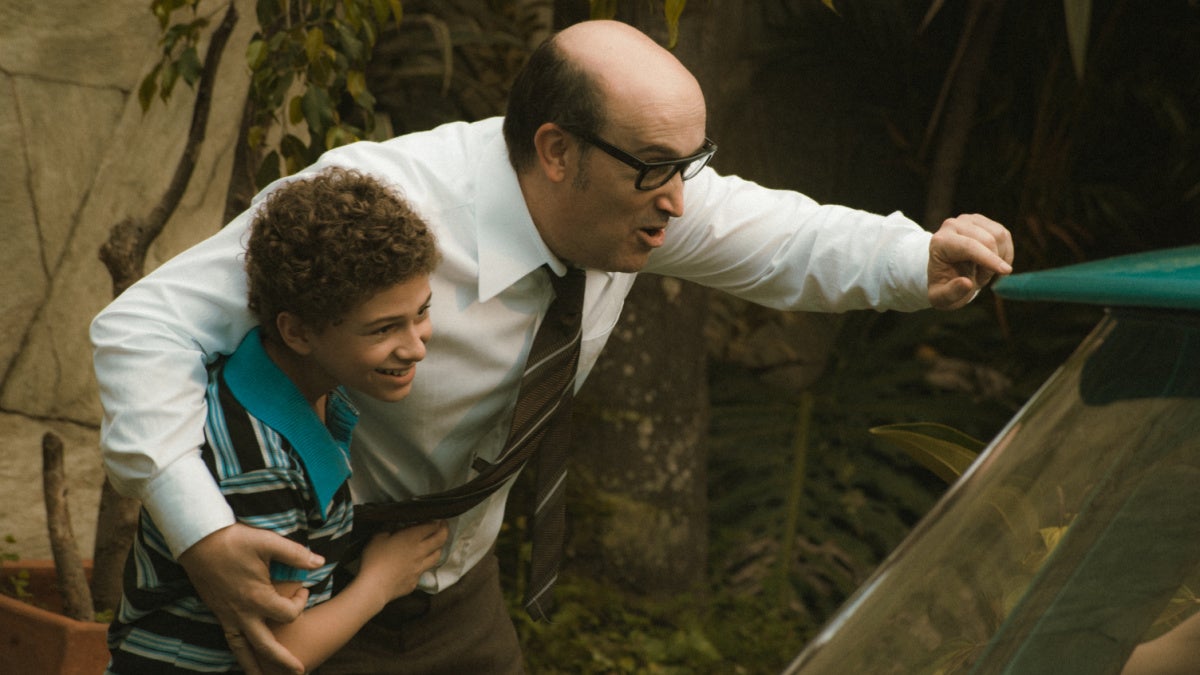 Memories of My Father Review: Javier Cámara Adds Life to Fernando Trueba's Nostalgic Tale - Vimarsana News