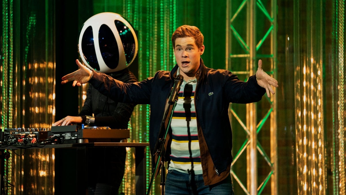 Pitch Perfect Bumper in Berlin Trailer Adam Devine Chases Stardom