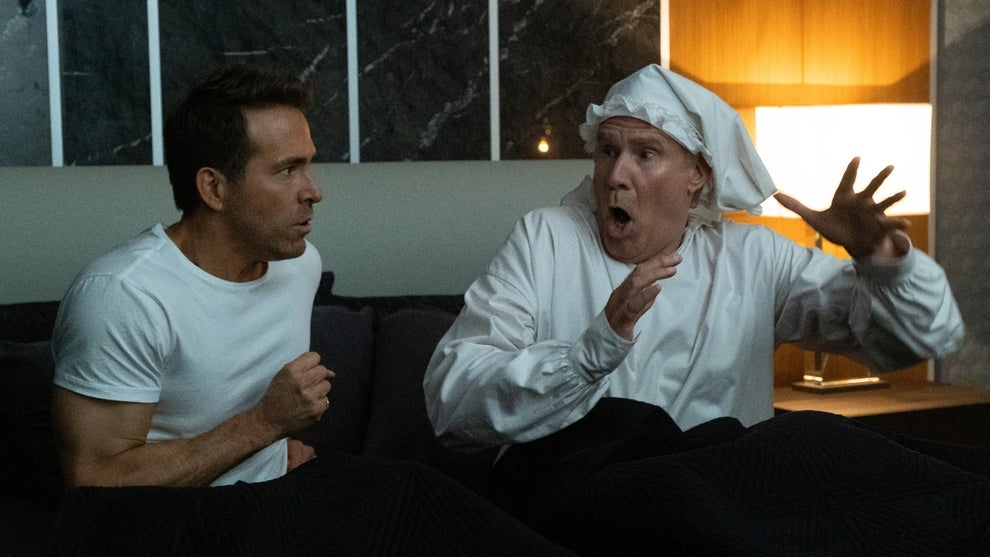 Ryan Reynolds and Will Ferrell in "Spirited" (2022)
