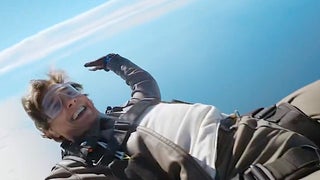 Tom Cruise Thanks ‘Top Gun: Maverick’ and ‘Mission: Impossible’ Fans for Their Support – Then Jumps Out of a Plane (Video)