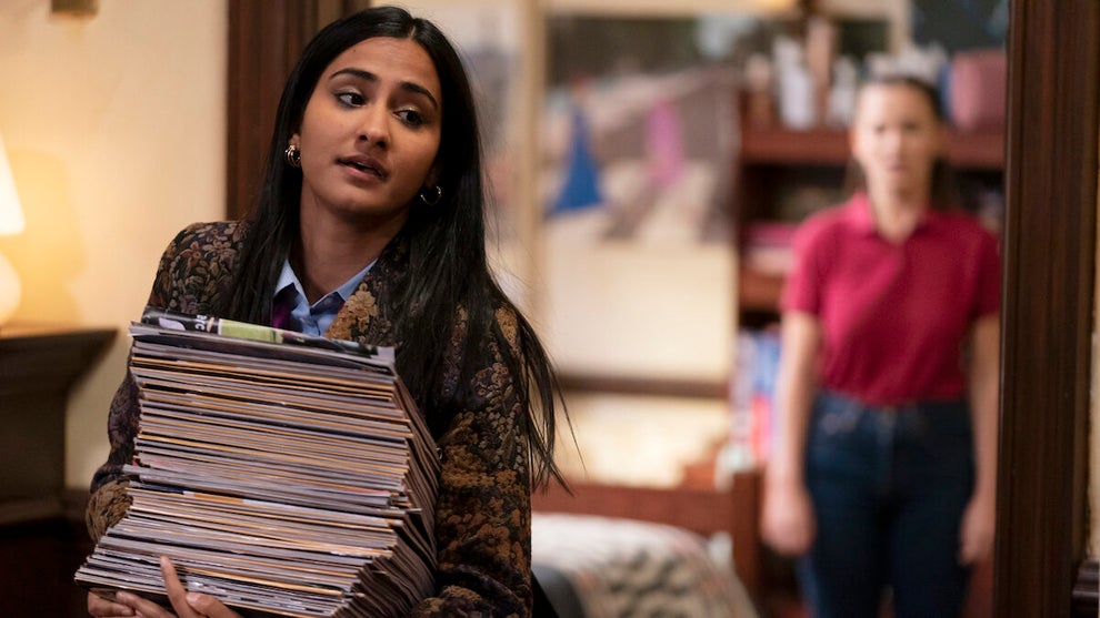 sex-lives-of-college-girls-amrit-kaur-pauline-chalamet