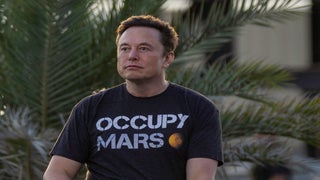 Twitter Poll Urges Elon Musk to Step Down as CEO in a Landslide