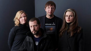 ‘20 Days in Mariupol’ Filmmakers on the Necessity of Documenting the ‘Unbearable Human Pain’ of Ukraine War (Video)