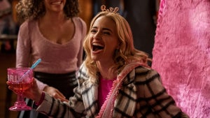 Brianne Howey as Georgia in "Ginny & Georgia" (Netflix)