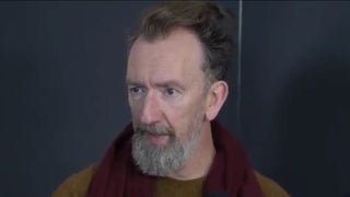 ‘Flora and Son’ Director John Carney Says Film Spotlights the Art of Music in Era When ‘We’ve Forgotten’ It (Video)