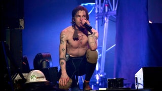 Cage the Elephant Singer Matthew Shultz  Arrested on Weapons Charge