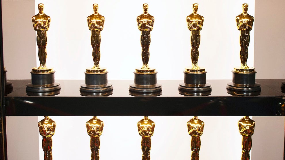 Oscar statuette