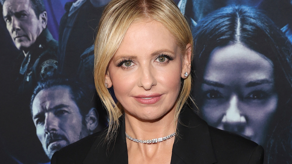 Sarah Michelle Gellar attends the "Teen Wolf" Premiere
