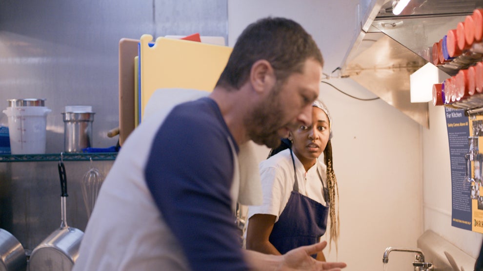 Ebon Moss-Bachrach and Ayo Edibiri in "The Bear"