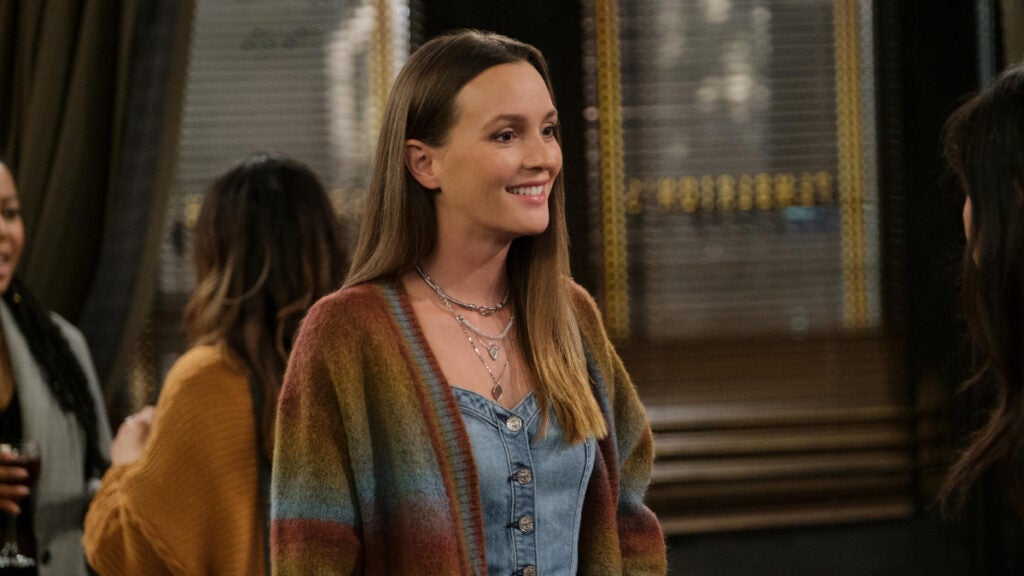 How I Met Your Father Cast, Characters and Cameos (Photos)