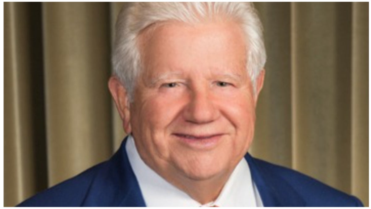 Cinemark Founder Lee Roy Mitchell to Step Down From Board After 40