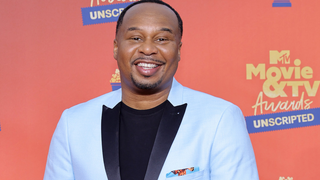 ‘The Daily Show’ Correspondent Roy Wood Jr. to Emcee 2023 White House Correspondents’ Association Dinner