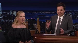 Sarah Michelle Gellar Is Shocked When Fallon Seems to Forget Her Name: ‘We’ve Known Each Other This Long!’ (Video)