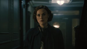 Keira Knightley as Loretta McLaughlin in 20th Century Studios' BOSTON STRANGLER,