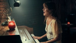Riley Keogh as Daisy Jones in "Daisy Jones & the Six"