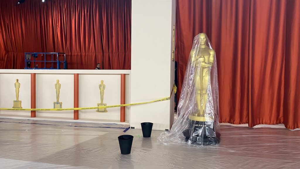 Wet Oscar statue