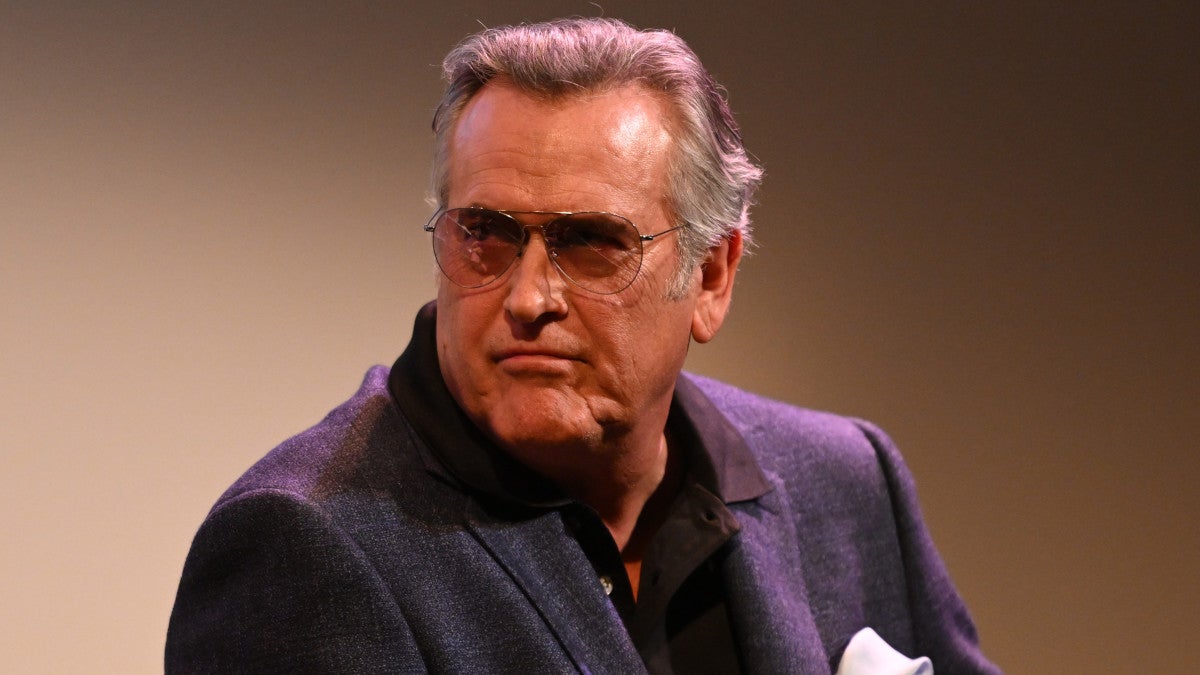 Actors Bruce Campbell and Lee Majors of Ash Vs. Evil Dead attend the  News Photo - Getty Images