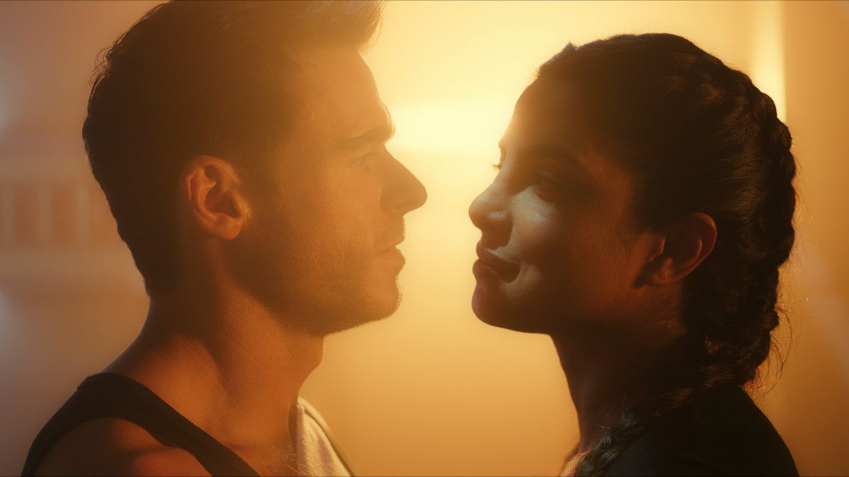 Citadel': Priyanka Chopra Jonas and Richard Madden Are Flirty Spies in  Trailer for Prime Video Series (Video)