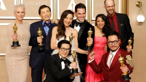 everything-everywhere-all-at-once-oscars