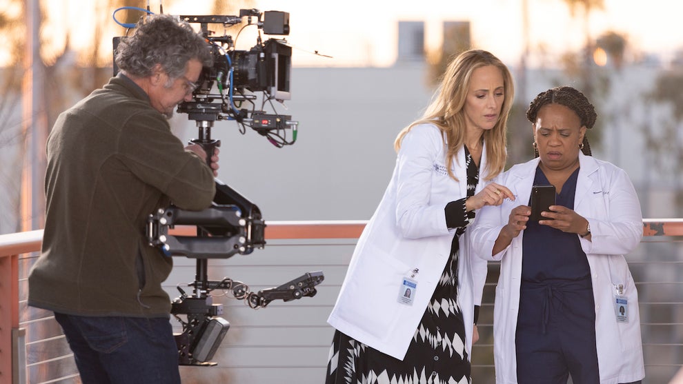 greys-anatomy-kim-raver-chandra-wilson-abc-liliane-lathan