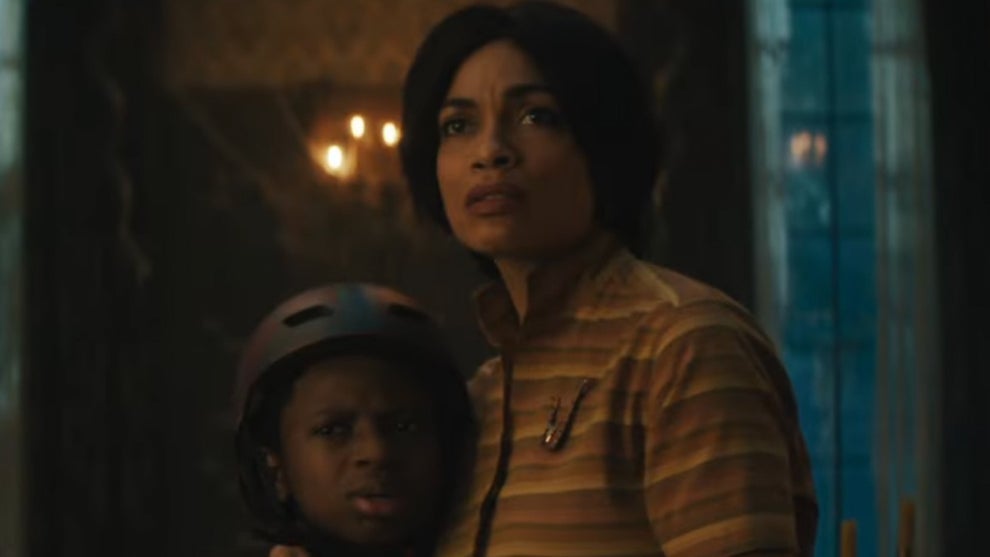 haunted-mansion-rosario-dawson