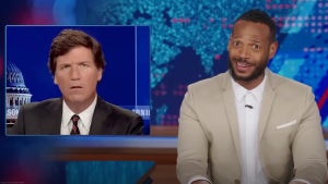 the-daily-show-marlon-wayans-tucker-carlson