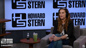 brooke-shields-howard-stern