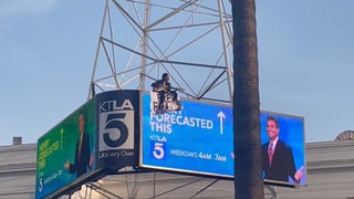 Man Climbs KTLA Radio Tower in Hollywood, Police Trying to ‘Talk Him Down’