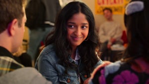 never-have-i-ever-netflix-Maitreyi-Ramakrishnan