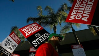 Hollywood Writers to Mix Strike With Romance at Picket Line Singles Event