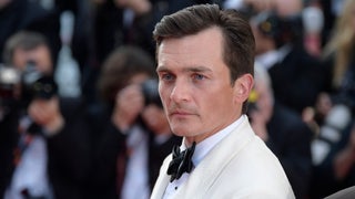 Rupert Friend Accidentally Missed the Birth of His Child Filming ‘Jurassic World Rebirth’: ‘Honey, I’m a Little Busy’ | Video