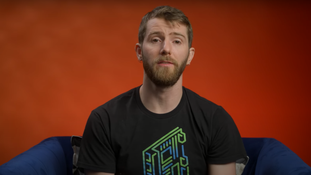 Linus, Tech Youtuber, Steps Down as CEO of Linus Media Group