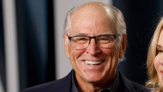 Jimmy Buffett Hospitalized, Cancels South Carolina Concert: ‘Growing Old Is Not for Sissies’
