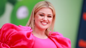 Kelly Clarkson attends STX Films World Premiere of "UglyDolls" at Regal Cinemas L.A. Live on April 27, 2019 in Los Angeles, California
