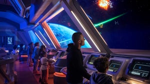 Star Wars Galactic Starcruiser