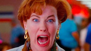 Catherine O’Hara as Kate McCallister in “Home Alone” (Credit: 20th Century Studios)