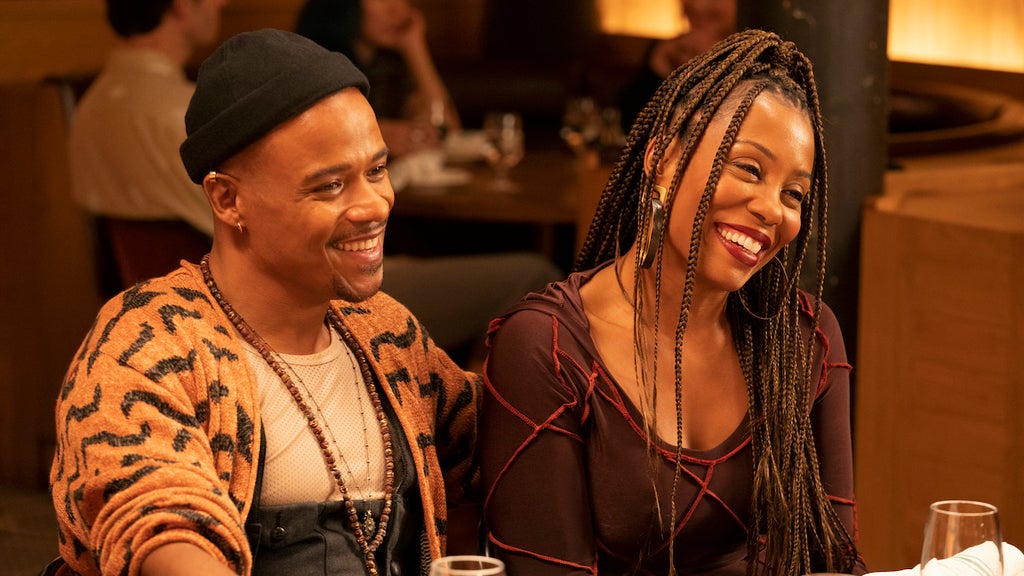 Leroy McClain and Karen Pittman in "And Just Like That"