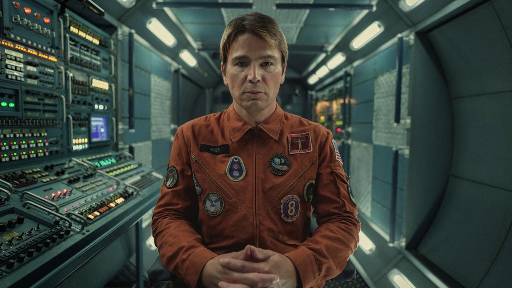 Josh Hartnett as David in "Black Mirror"