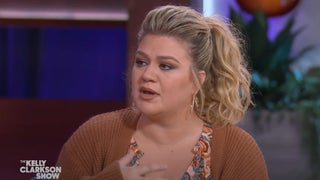 Kelly Clarkson Admits It Was Hard Seeing Fellow Contestants ‘Break Their Spirit’ in First Season of ‘American Idol’ (Video)